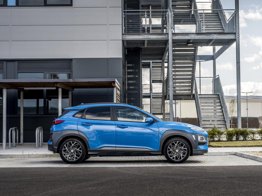  Hyundai Kona Hybrid (OS) 2019 года  (UK) (фото 39 из 40)